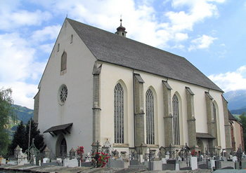 Pfarrkirche Sterzing &ndash; au&szlig;en (Foto A. Prock)